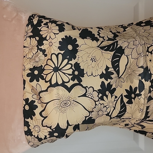 Anonymous Tan and Black Floral Strapless Dress, Size Jr. 5. EUC - Picture 2 of 6